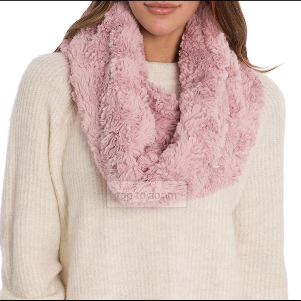 BRAND NEW Peace and Pearls Infinity scarf